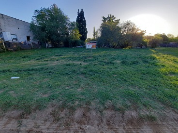 Terreno en calle 6 casi 201, zona residencial. General Pico